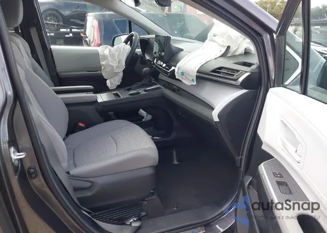 2025 Toyota Sienna Le из США, поврежденный, VIN 5TDBSKFC7SS160831